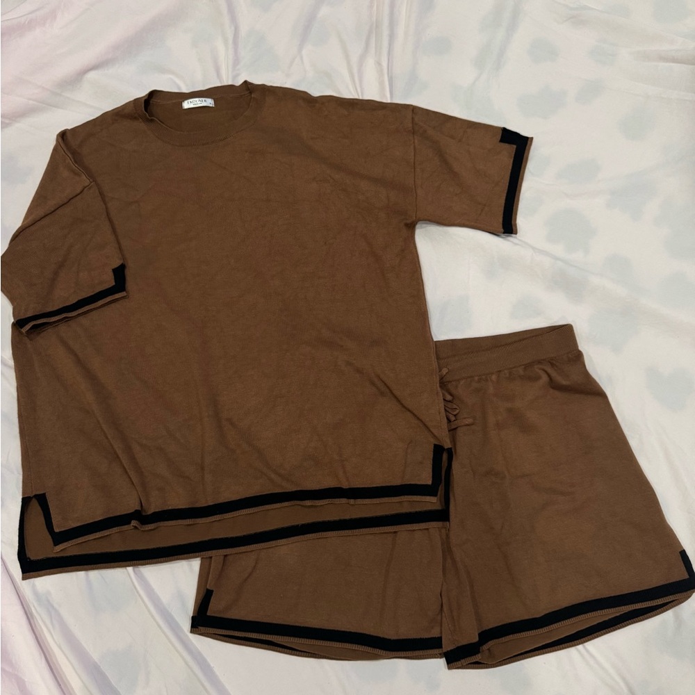 Women sz xl Cozy Brown 2-piece Set
